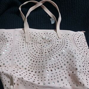 Chic Perforated Tote Bag in Soft Pink